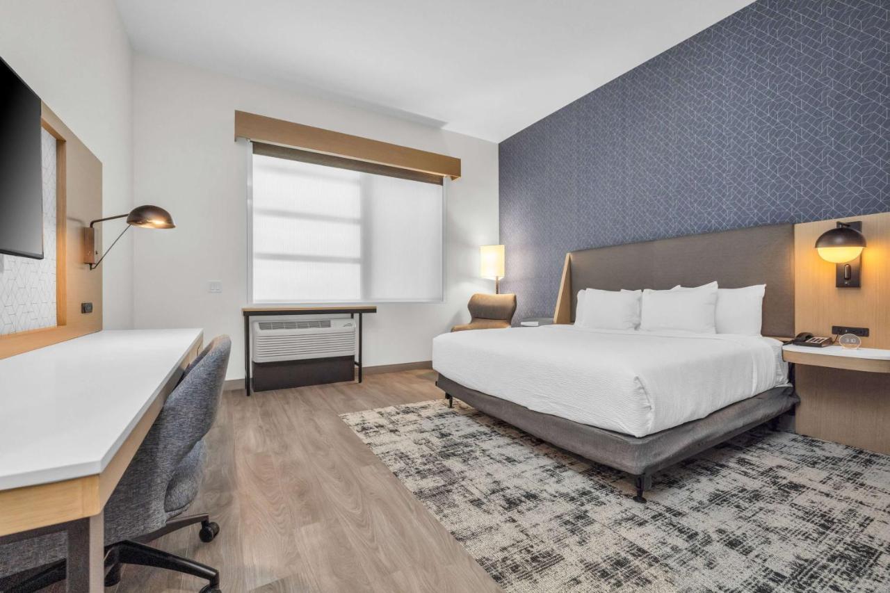 La Quinta Inn & Suites By Wyndham San Jose Airport-Downtown Exteriör bild