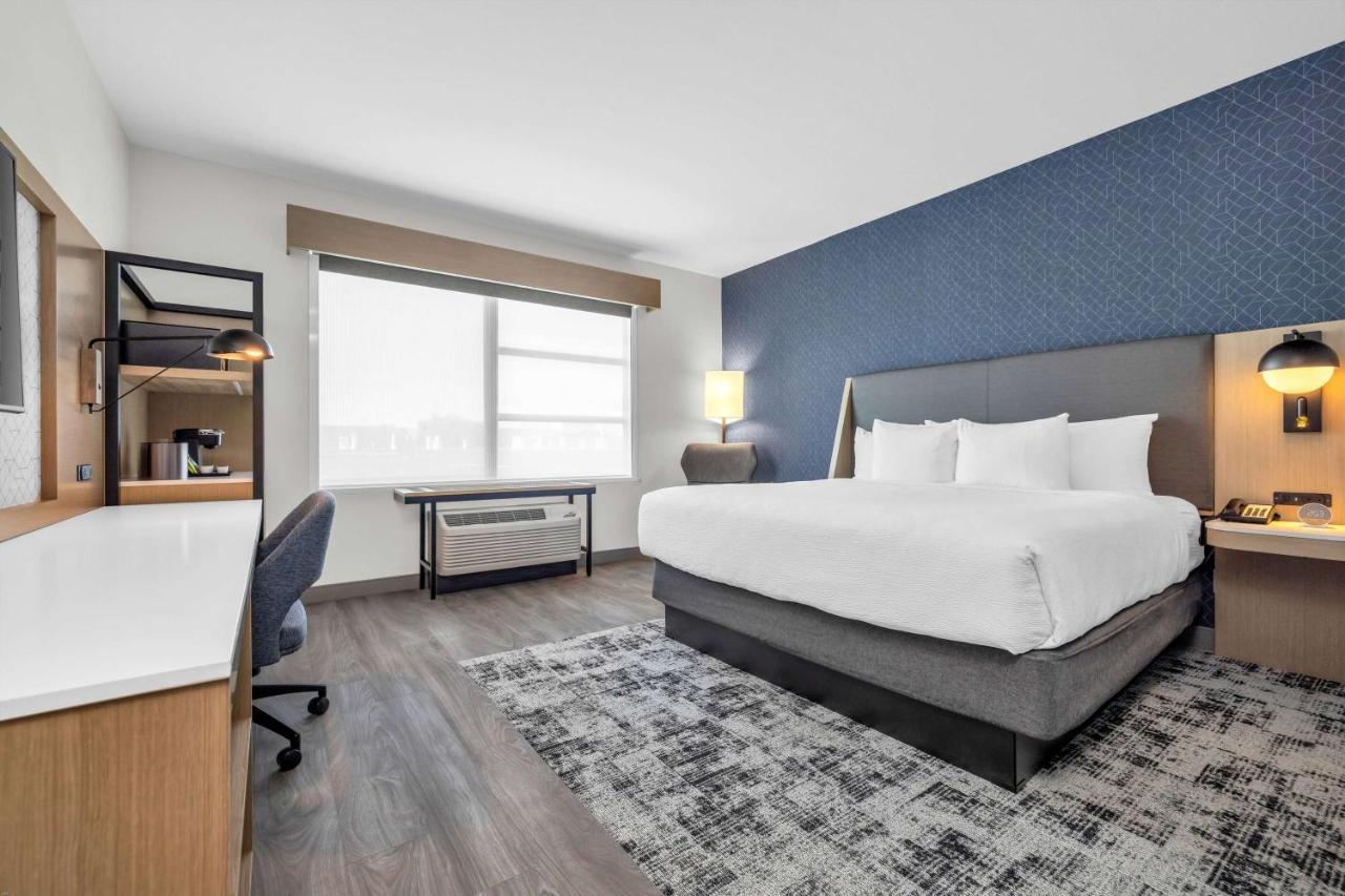 La Quinta Inn & Suites By Wyndham San Jose Airport-Downtown Exteriör bild