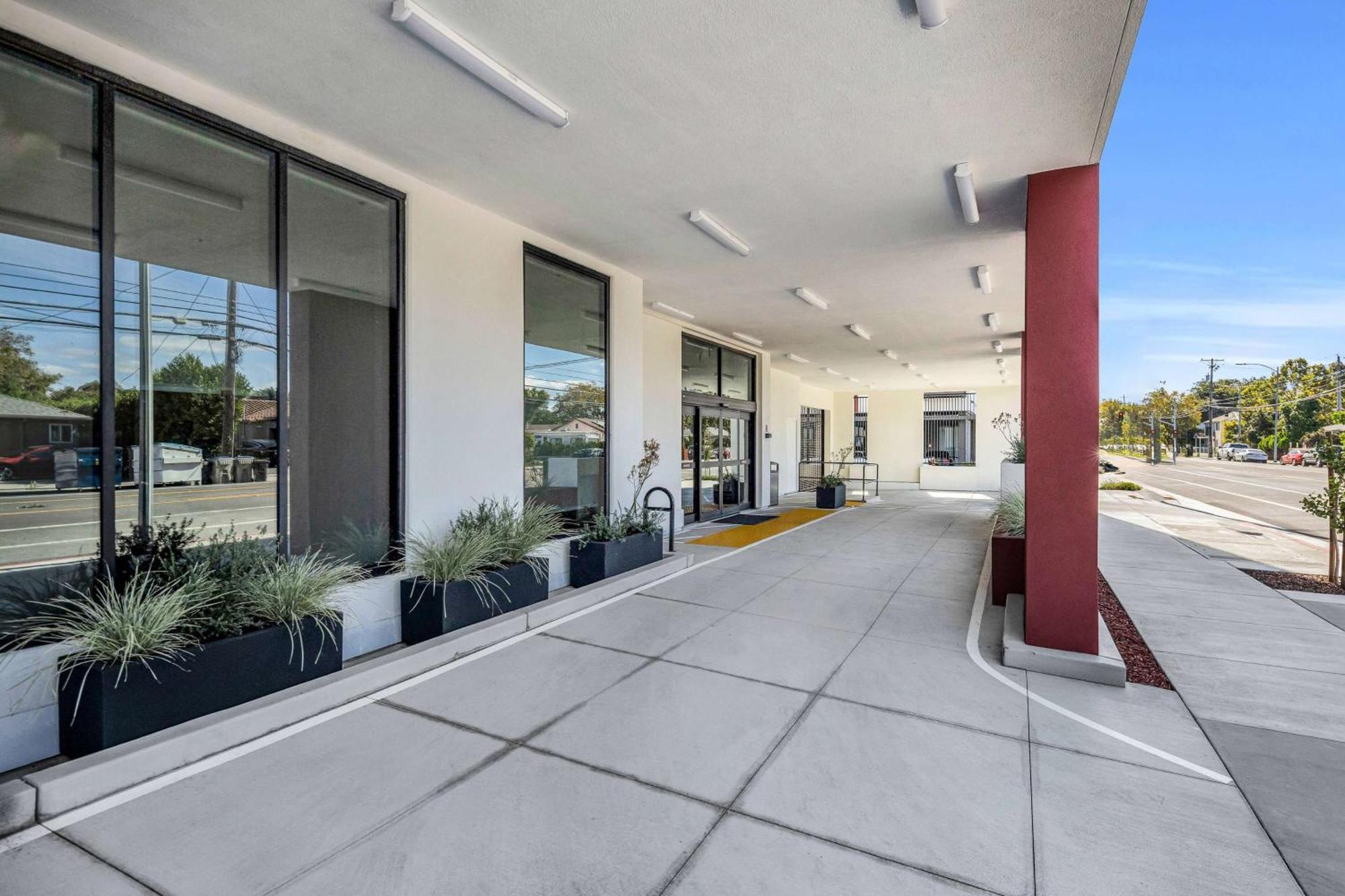La Quinta Inn & Suites By Wyndham San Jose Airport-Downtown Exteriör bild