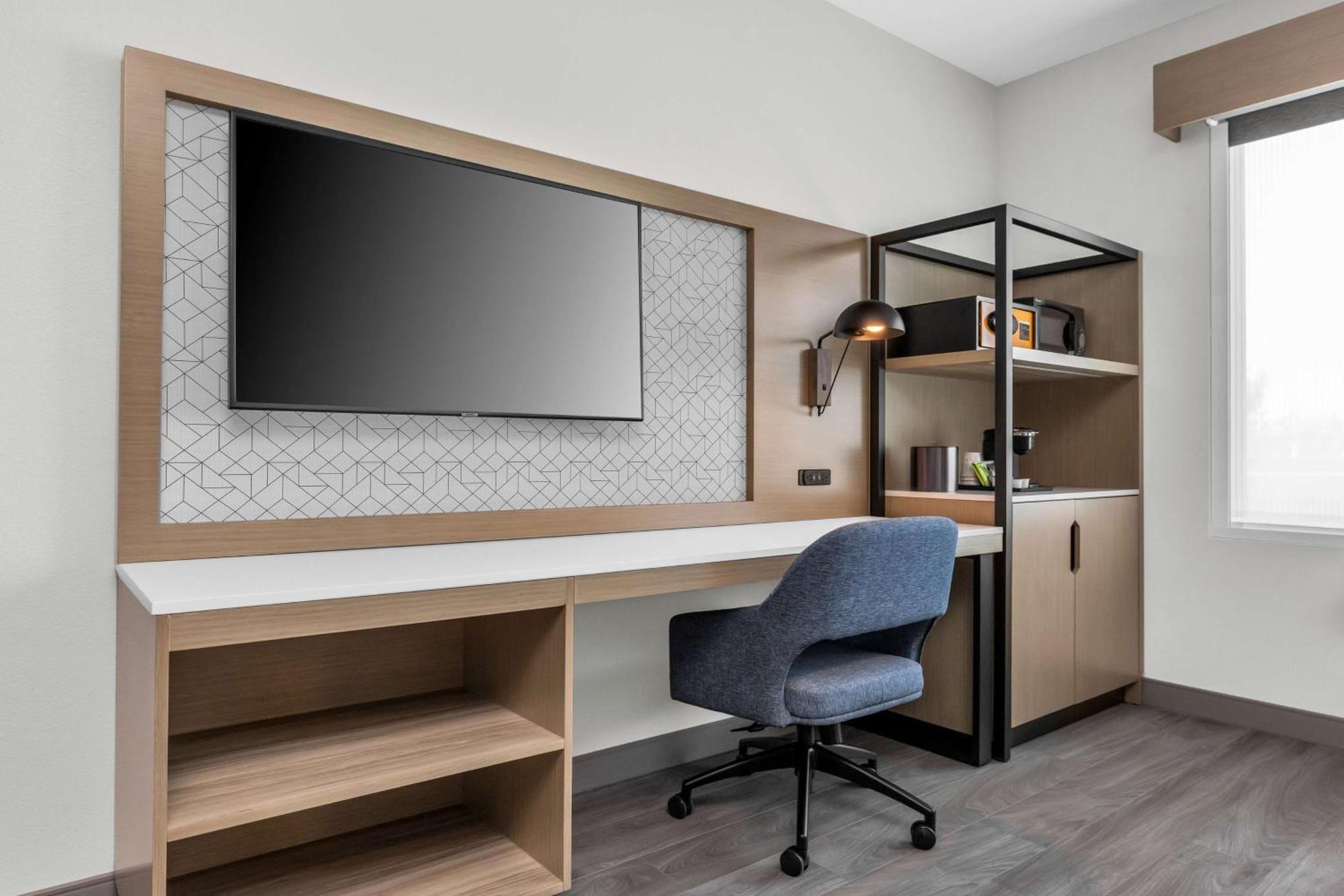 La Quinta Inn & Suites By Wyndham San Jose Airport-Downtown Exteriör bild